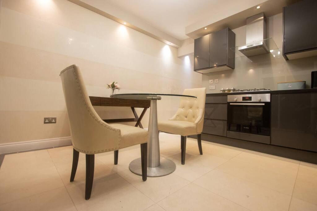 Oikoshomes Three Bedroom Flat In لندن المظهر الخارجي الصورة